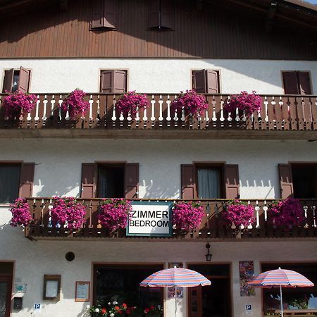 B&B Astor Alleghe Exterior foto