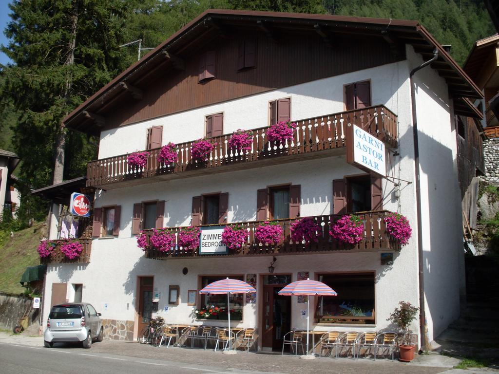 B&B Astor Alleghe Exterior foto