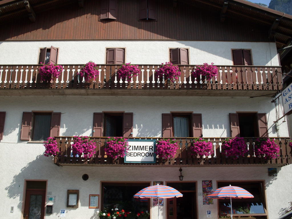 B&B Astor Alleghe Exterior foto