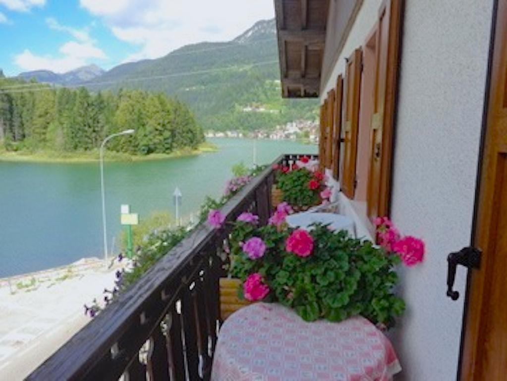 B&B Astor Alleghe Exterior foto